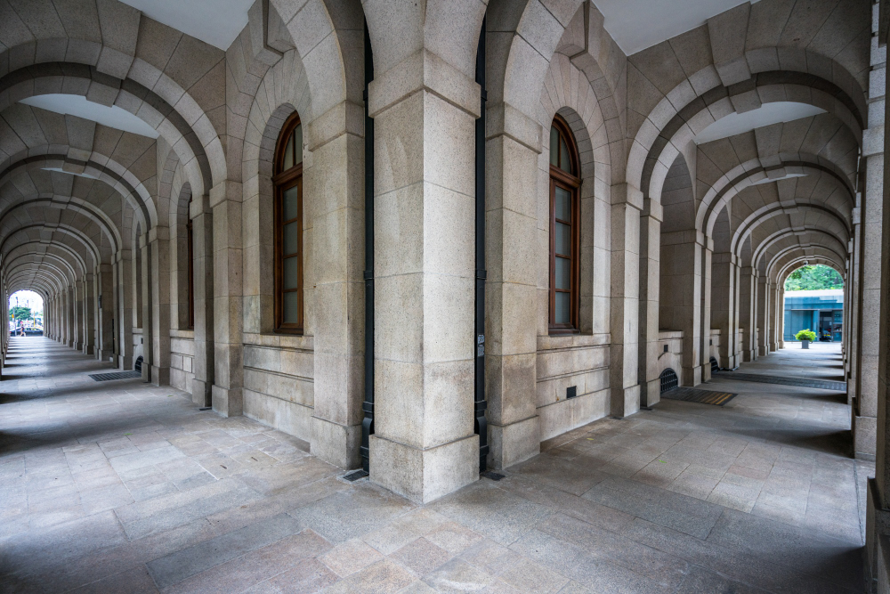 Entrance and facilities